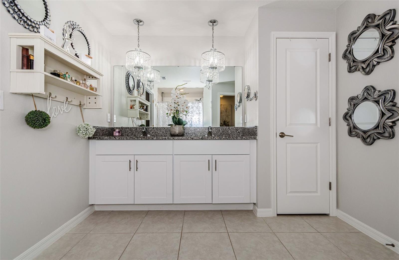 ABBOTT SQUARE PH 2 - Residential