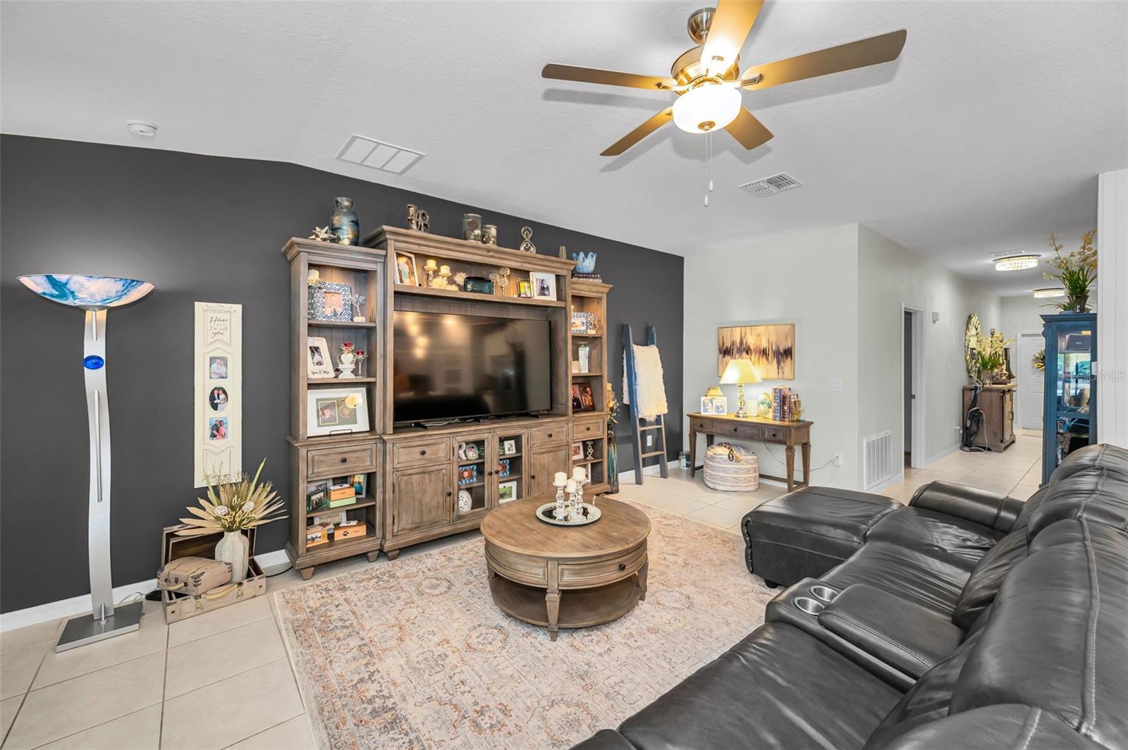 ABBOTT SQUARE PH 2 - Residential