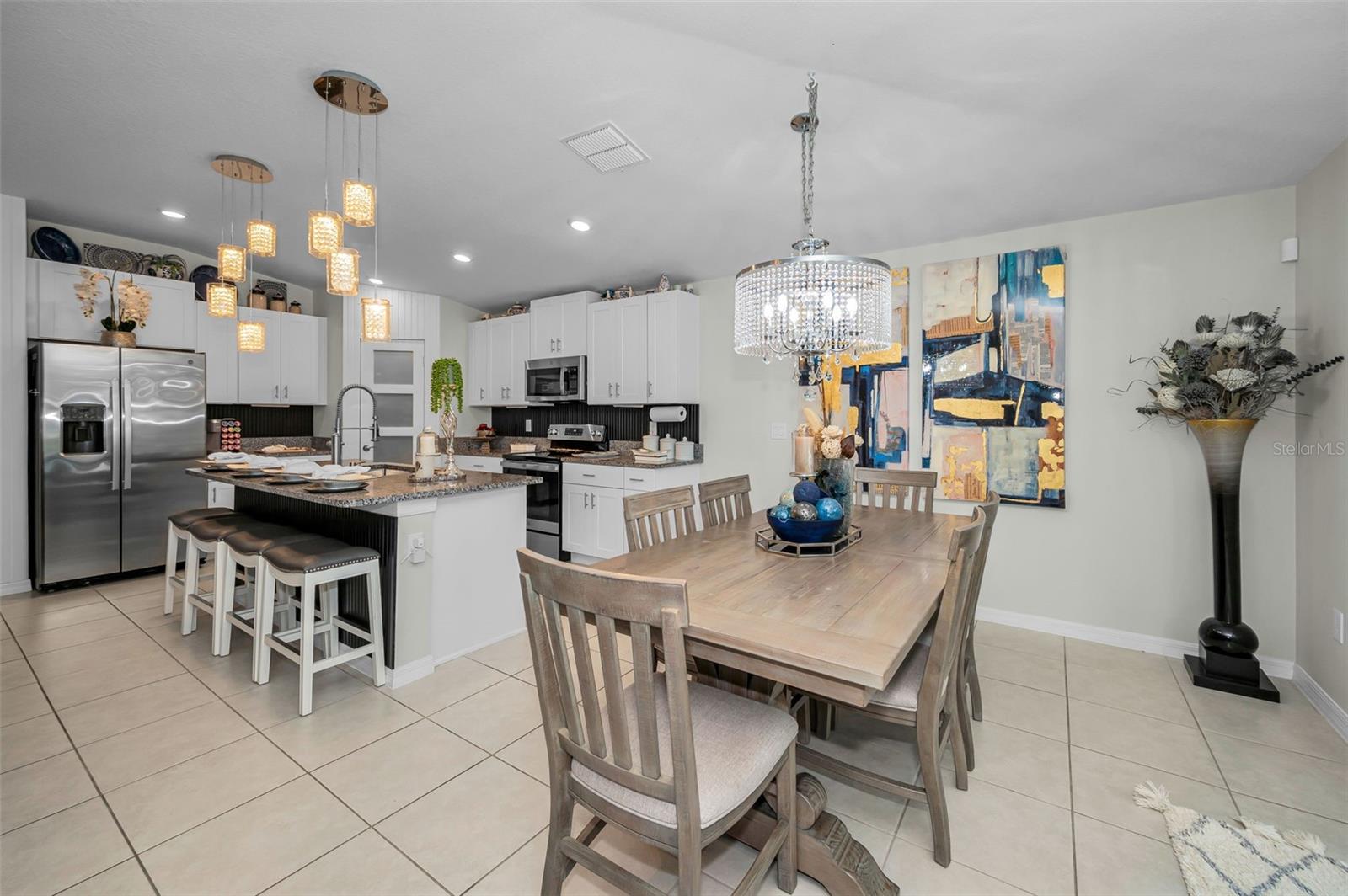 ABBOTT SQUARE PH 2 - Residential