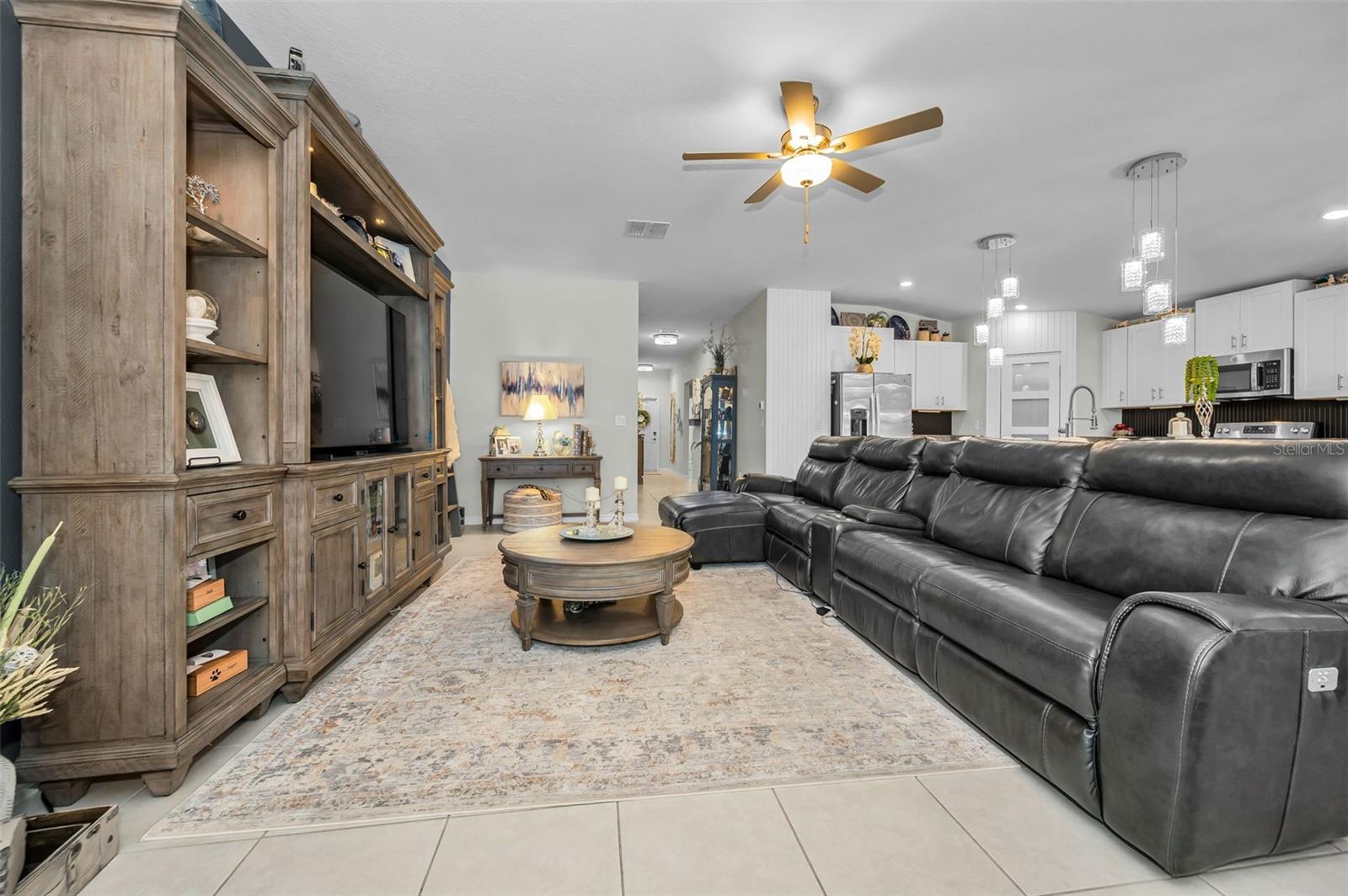 ABBOTT SQUARE PH 2 - Residential