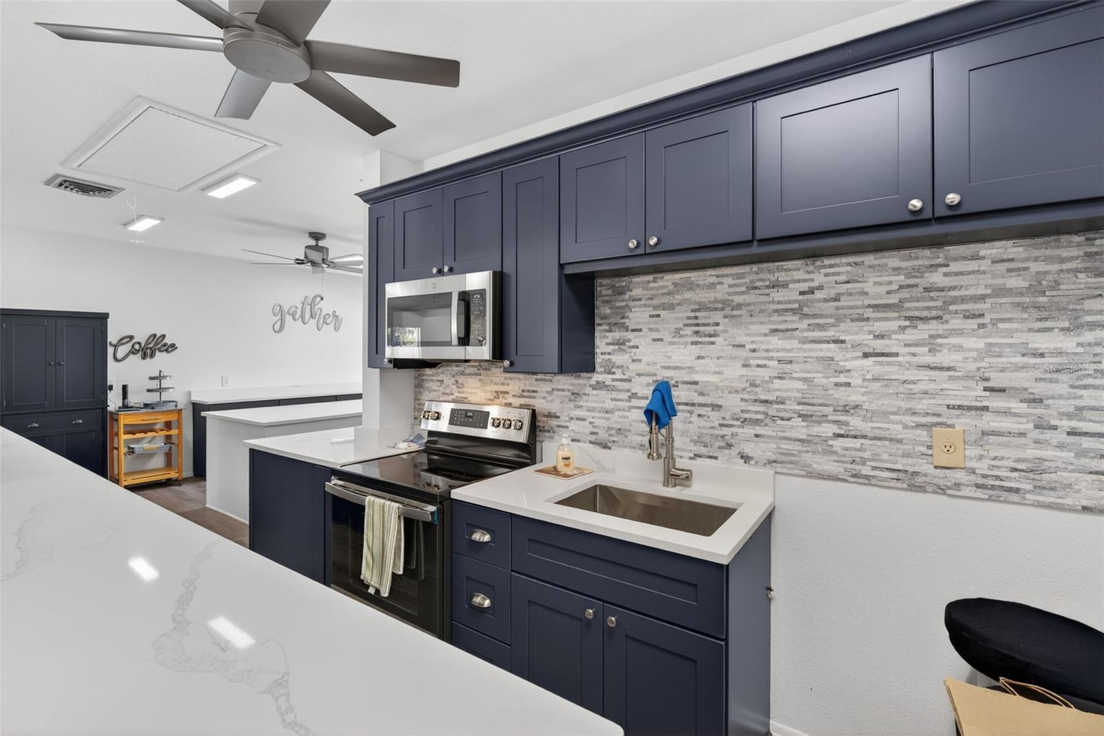 WATERS EDGE PH 01 BLDG L - Residential