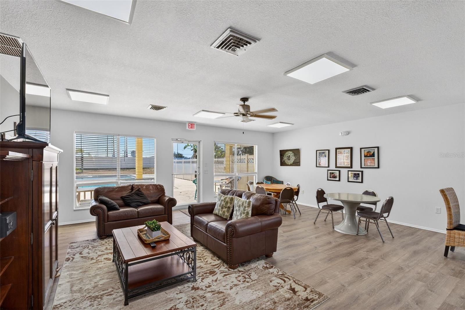 WATERS EDGE PH 01 BLDG L - Residential