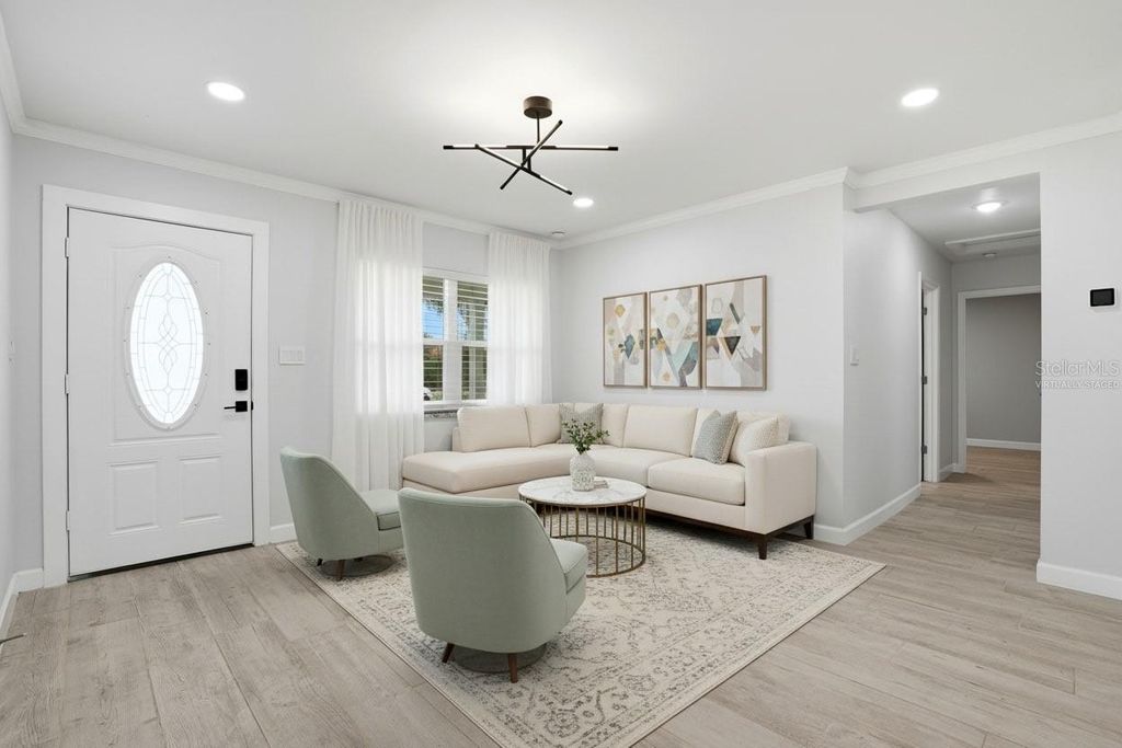 Photo of 3611 W Oklahoma Avenue, Tampa, FL 33611 (MLS # TB8495986)