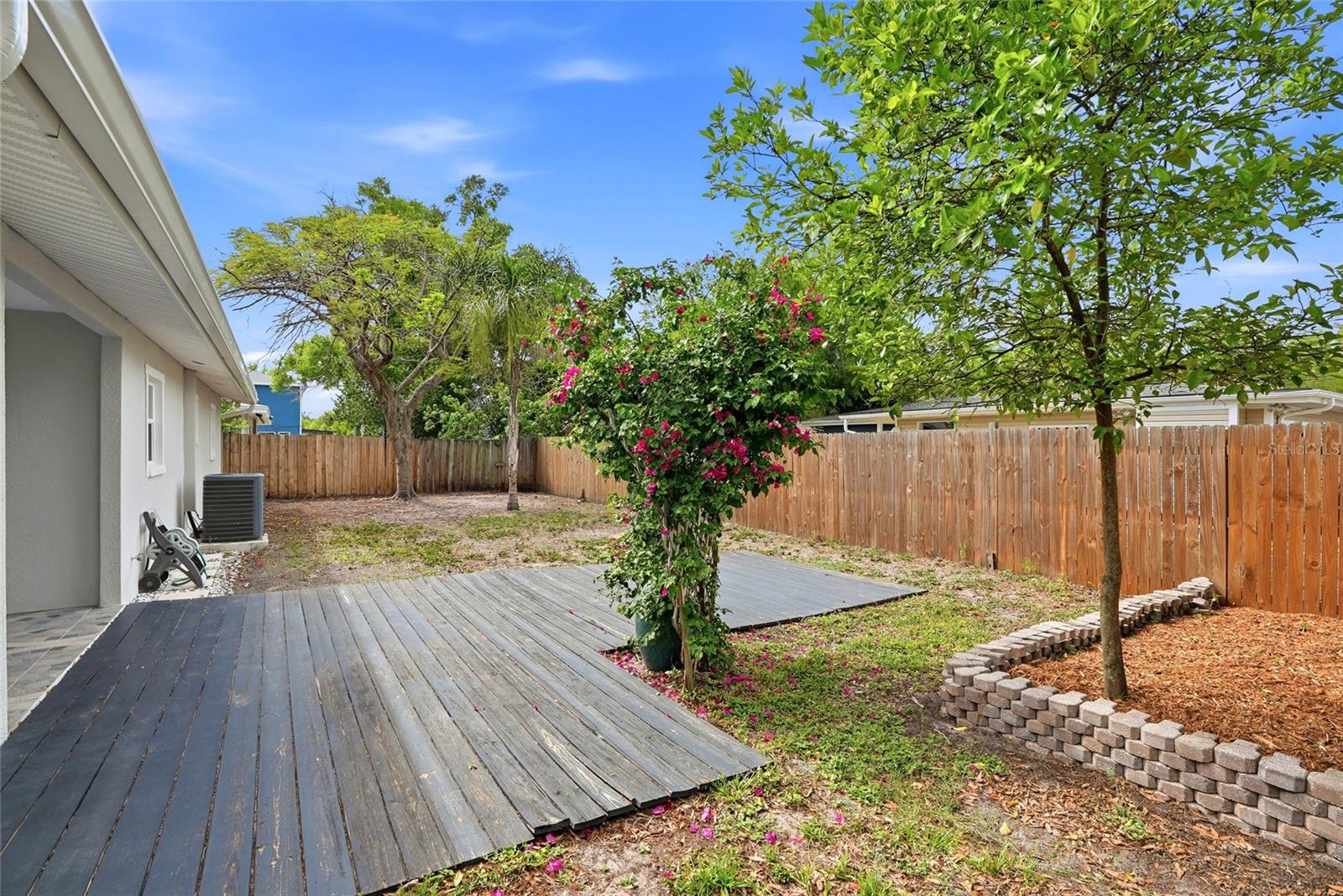 GANDY BLVD PARK 3RD ADD - Residential