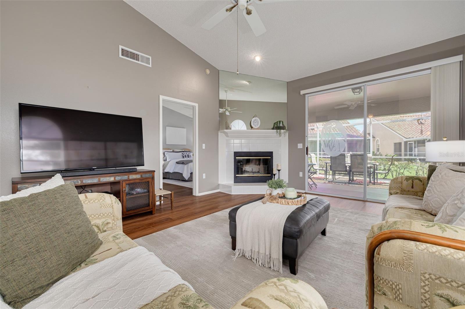 3815 MUIRFIELD COURT