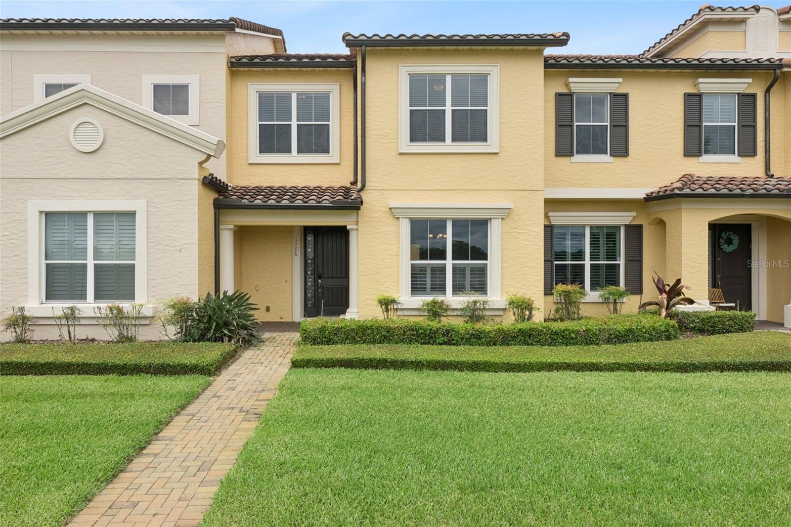 1106 CHARMING STREET
