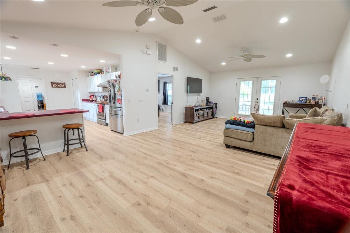 SAN ANGELA GARDENS - Residential