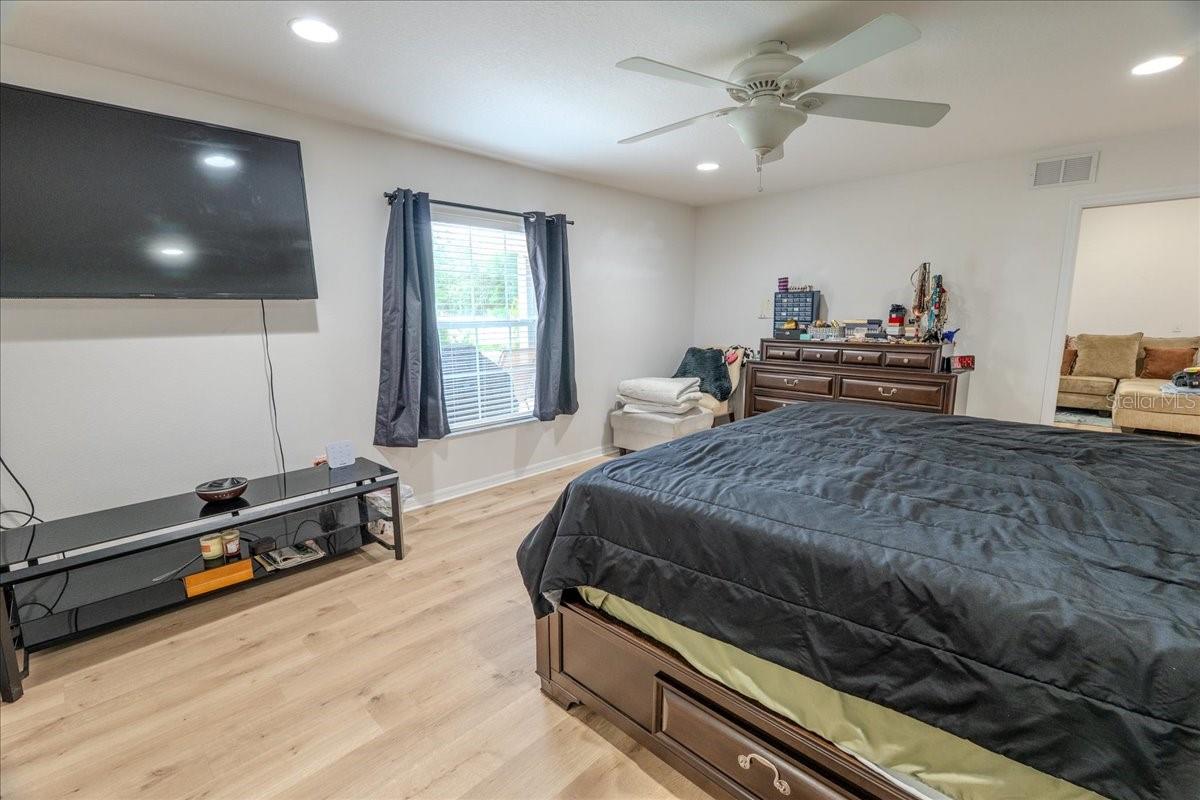 SAN ANGELA GARDENS - Residential