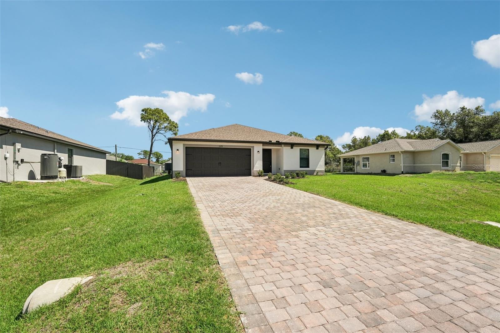 1527-PORT CHARLOTTE SUB 09 - Residential
