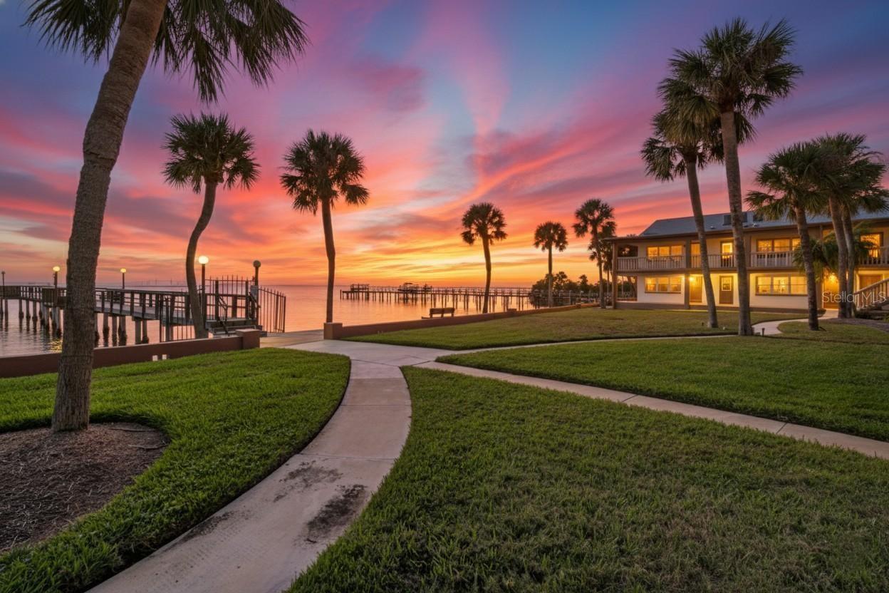 VELVET CLOAKE CONDO - Residential Lease