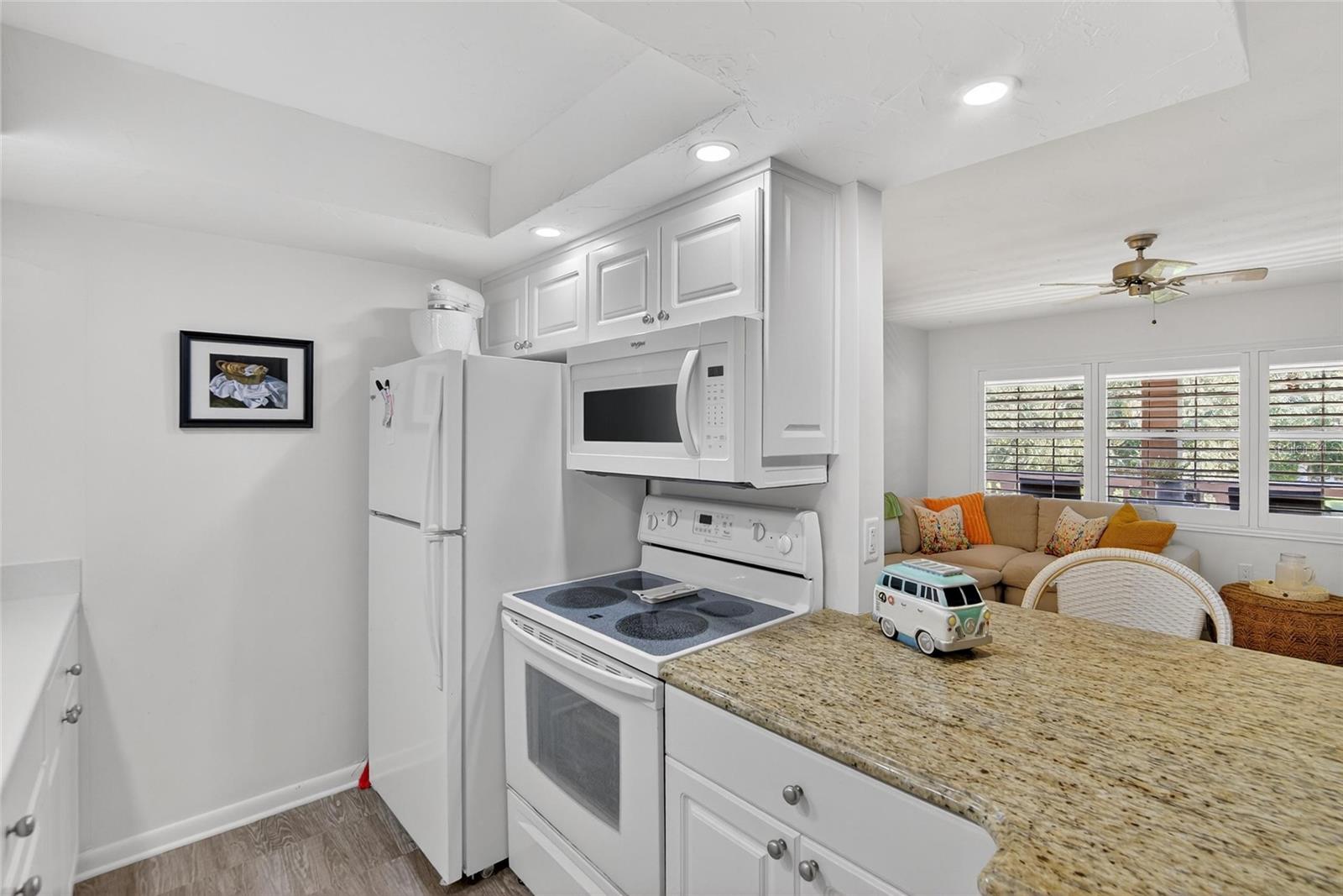 VELVET CLOAKE CONDO - Residential Lease