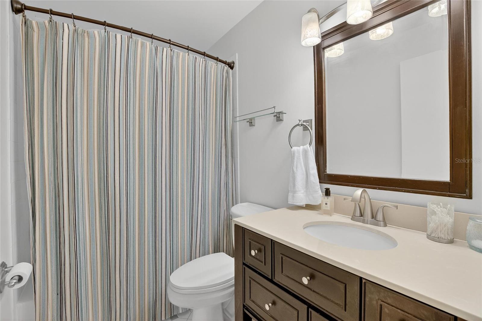 VELVET CLOAKE CONDO - Residential Lease