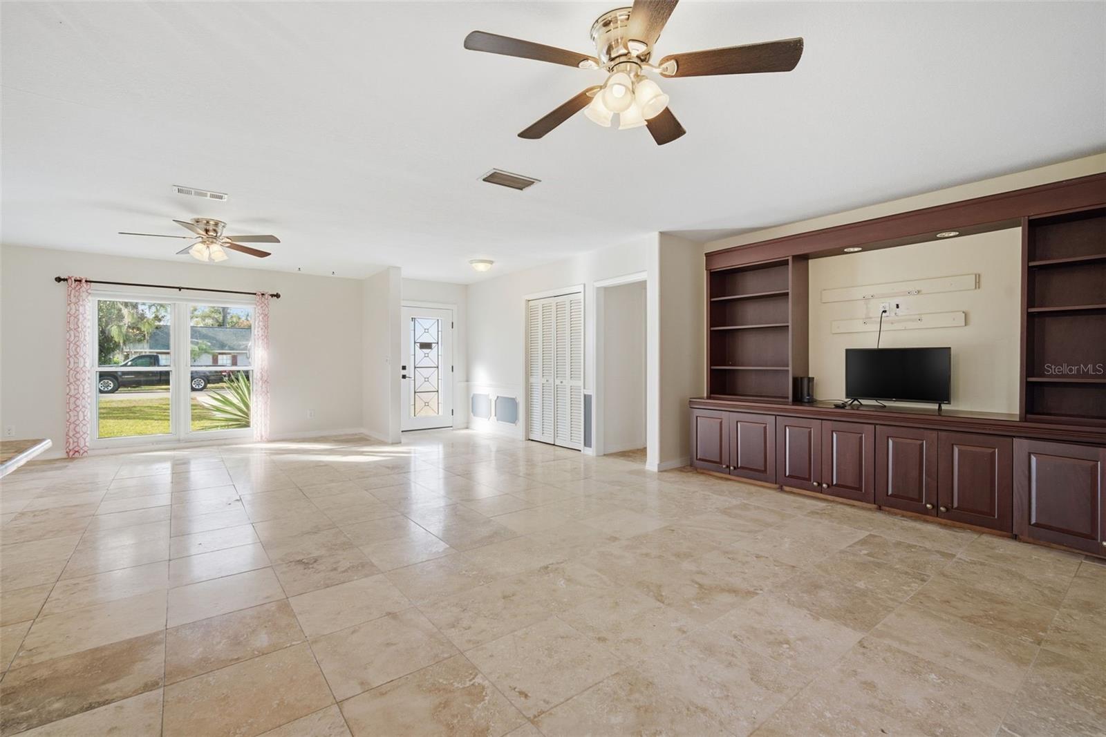 BRANDON HILLS EXT - Residential