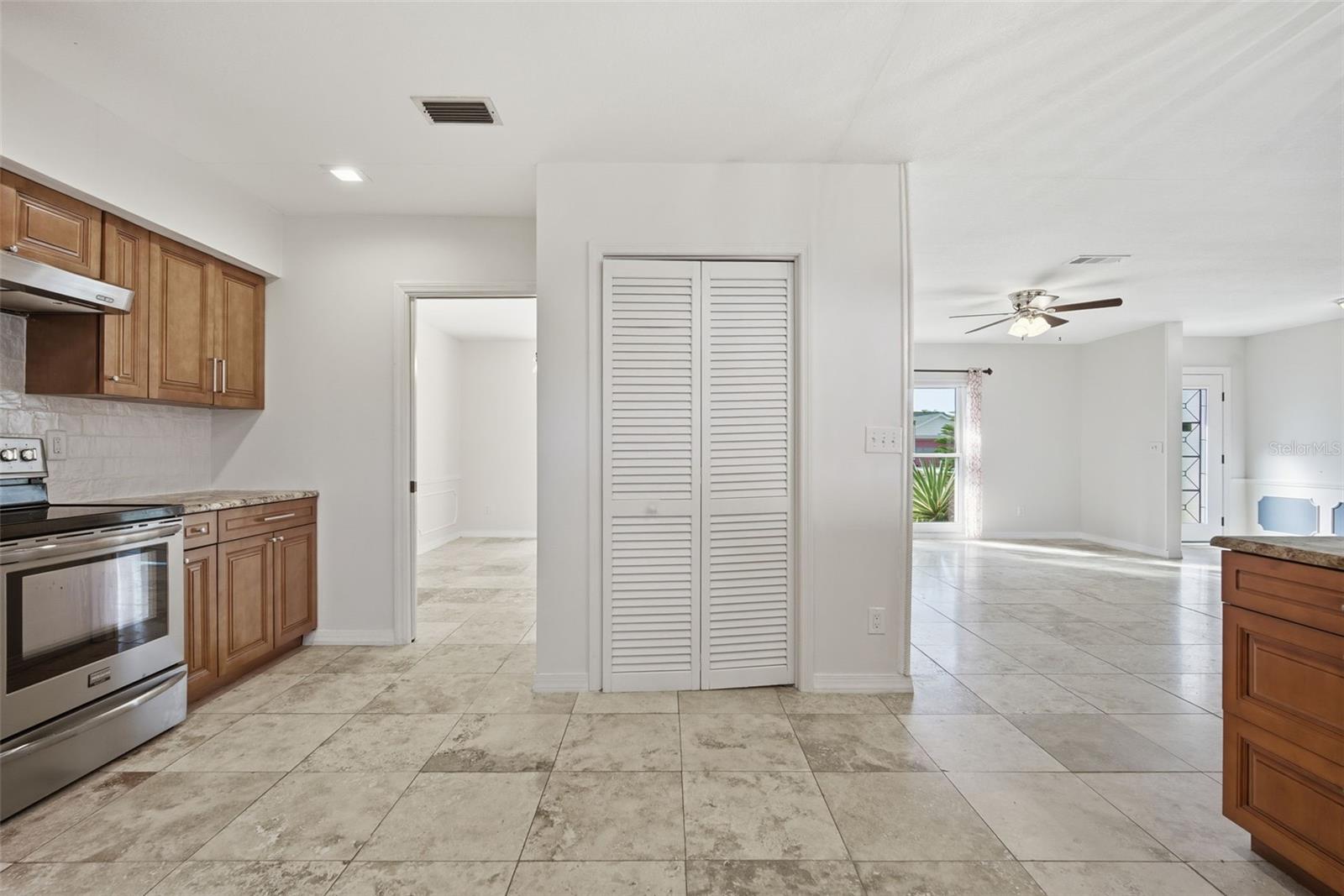 BRANDON HILLS EXT - Residential