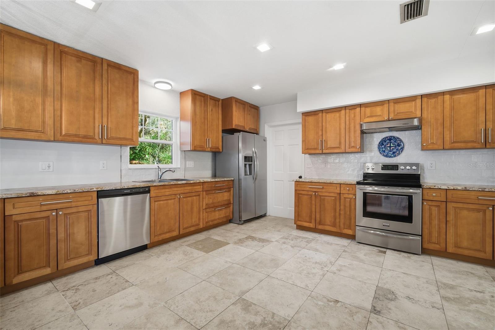 BRANDON HILLS EXT - Residential