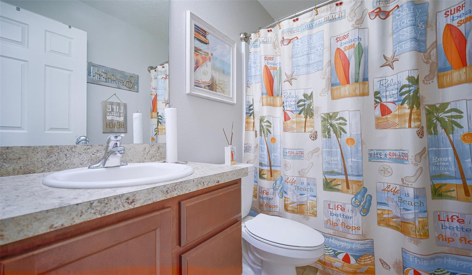 SHERMAN HILLS - Residential Lease