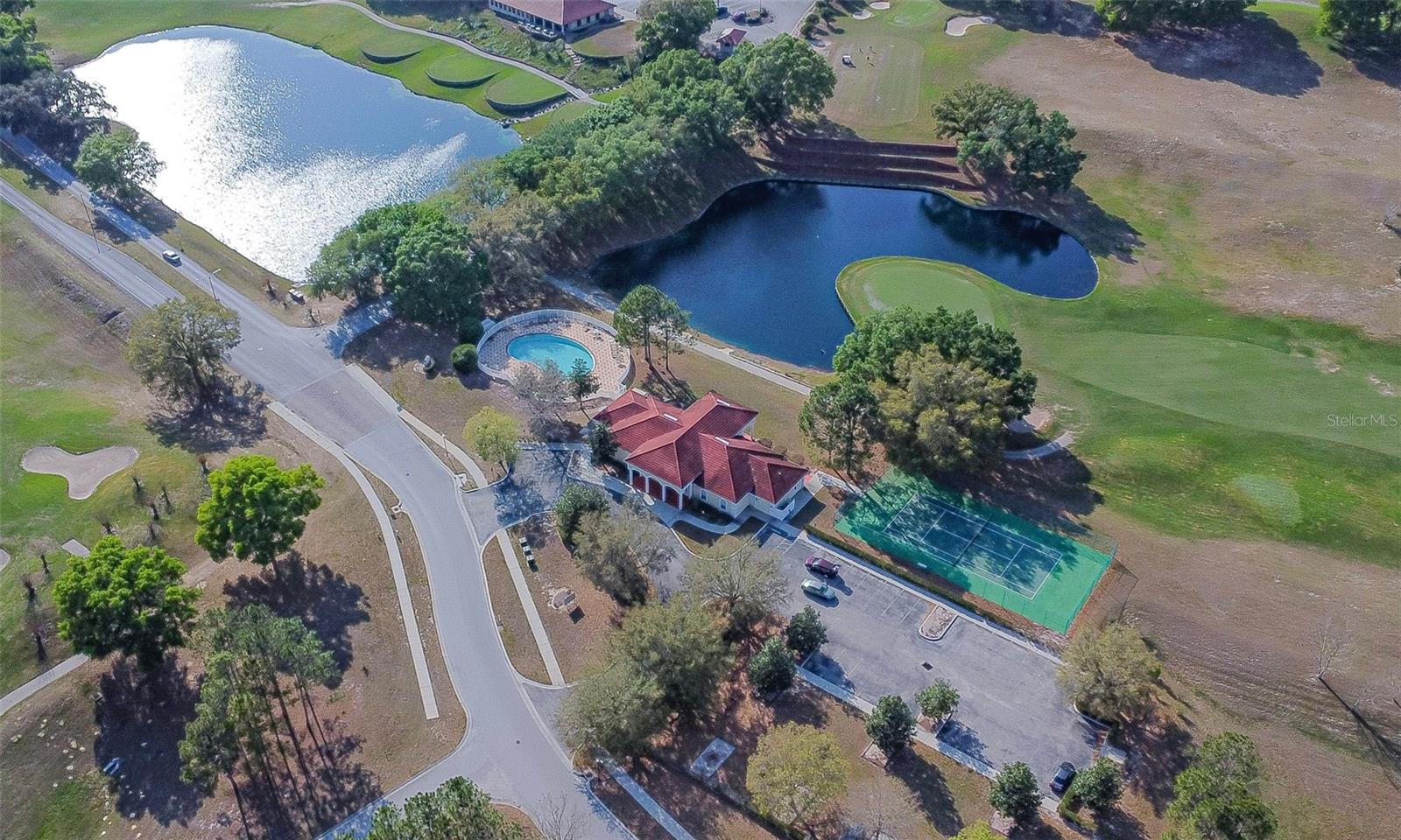 SHERMAN HILLS - Residential Lease