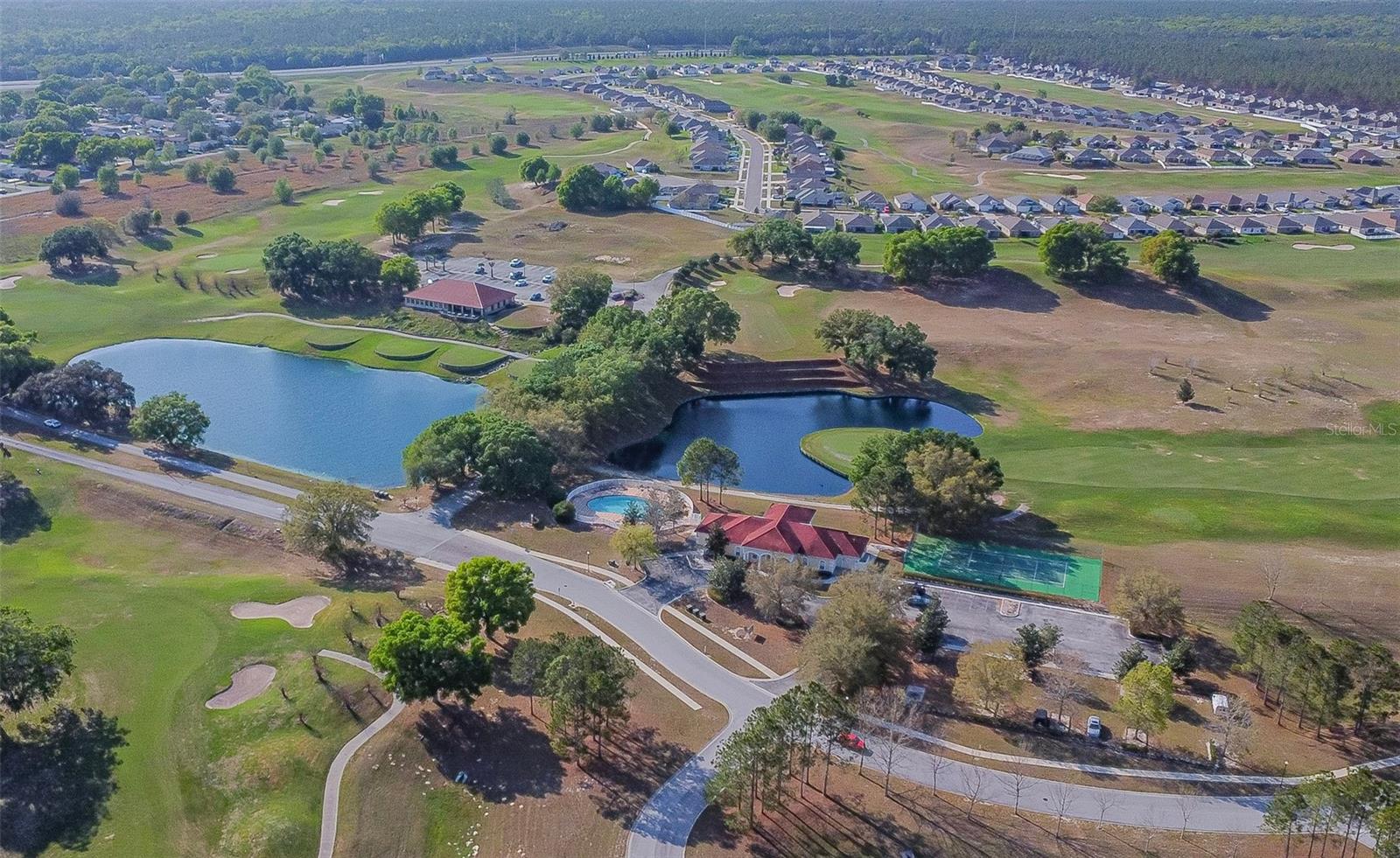 SHERMAN HILLS - Residential Lease