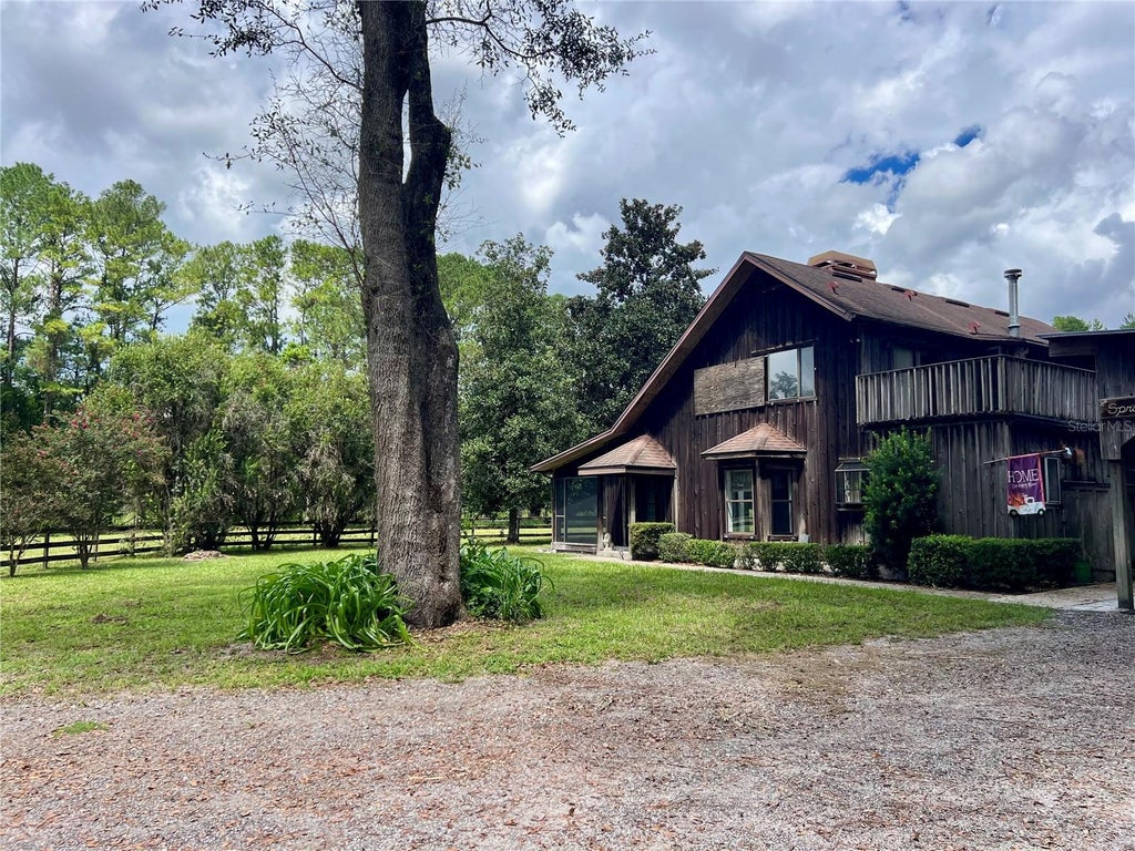 Photo of 15414 SW 63rd Avenue, Archer, FL 32618 (MLS # GC543340)