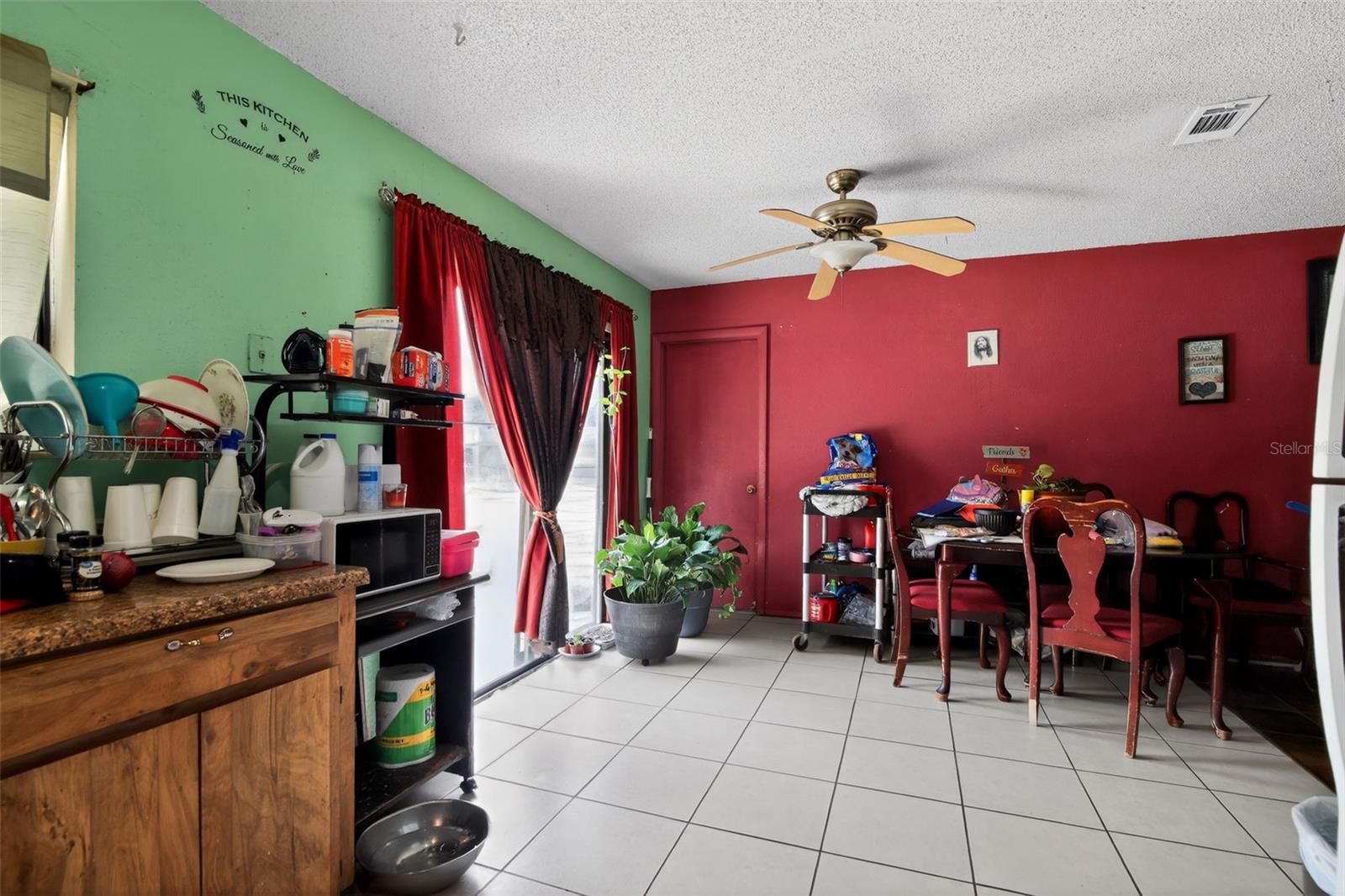 SILVER SPGS SHORES UN 68 - Residential