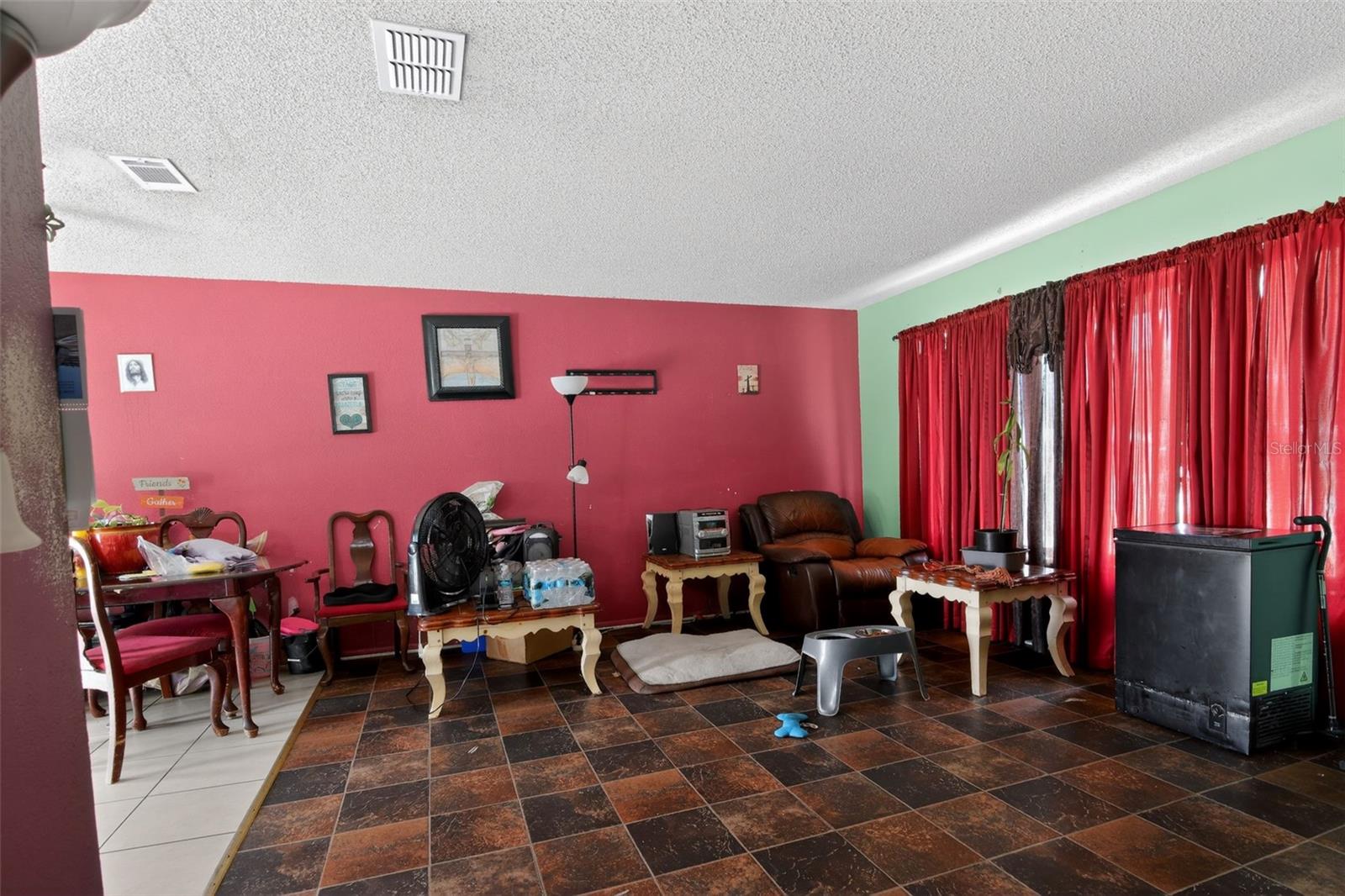 SILVER SPGS SHORES UN 68 - Residential