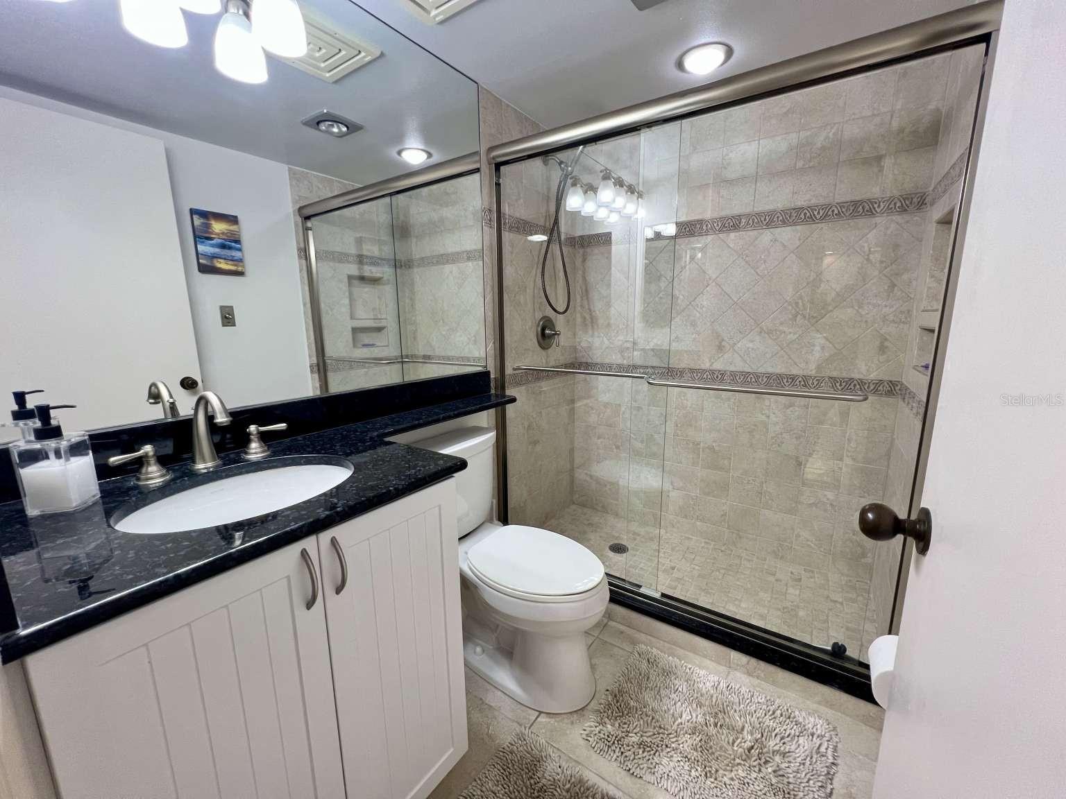 BAYPORT BCH & TEN PH F - Residential