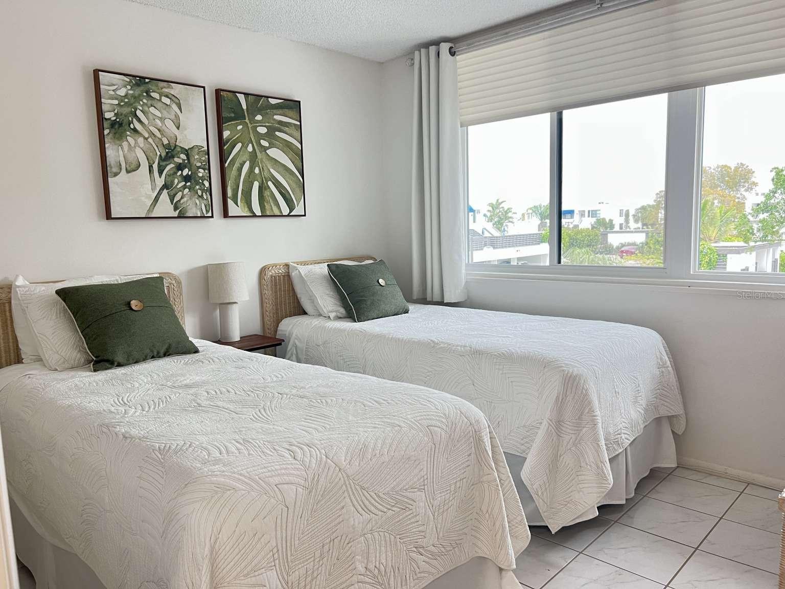 BAYPORT BCH & TEN PH F - Residential