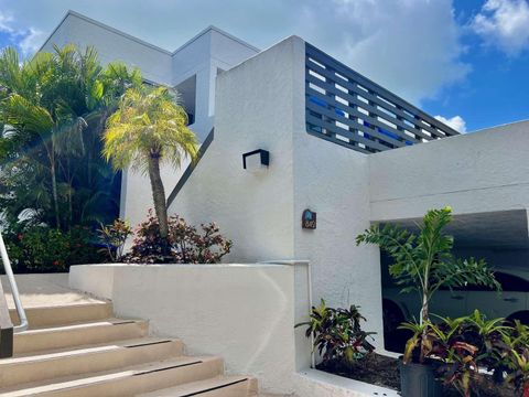Photo of 843 Bayport Way #843, Longboat Key, FL 34228 (MLS # TB8505224)