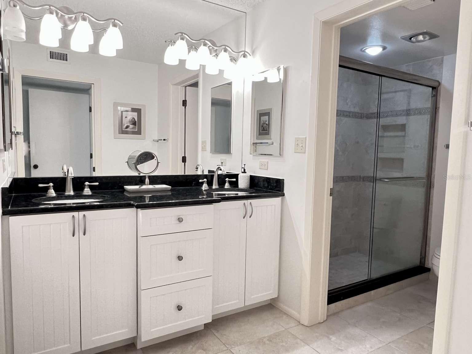 BAYPORT BCH & TEN PH F - Residential