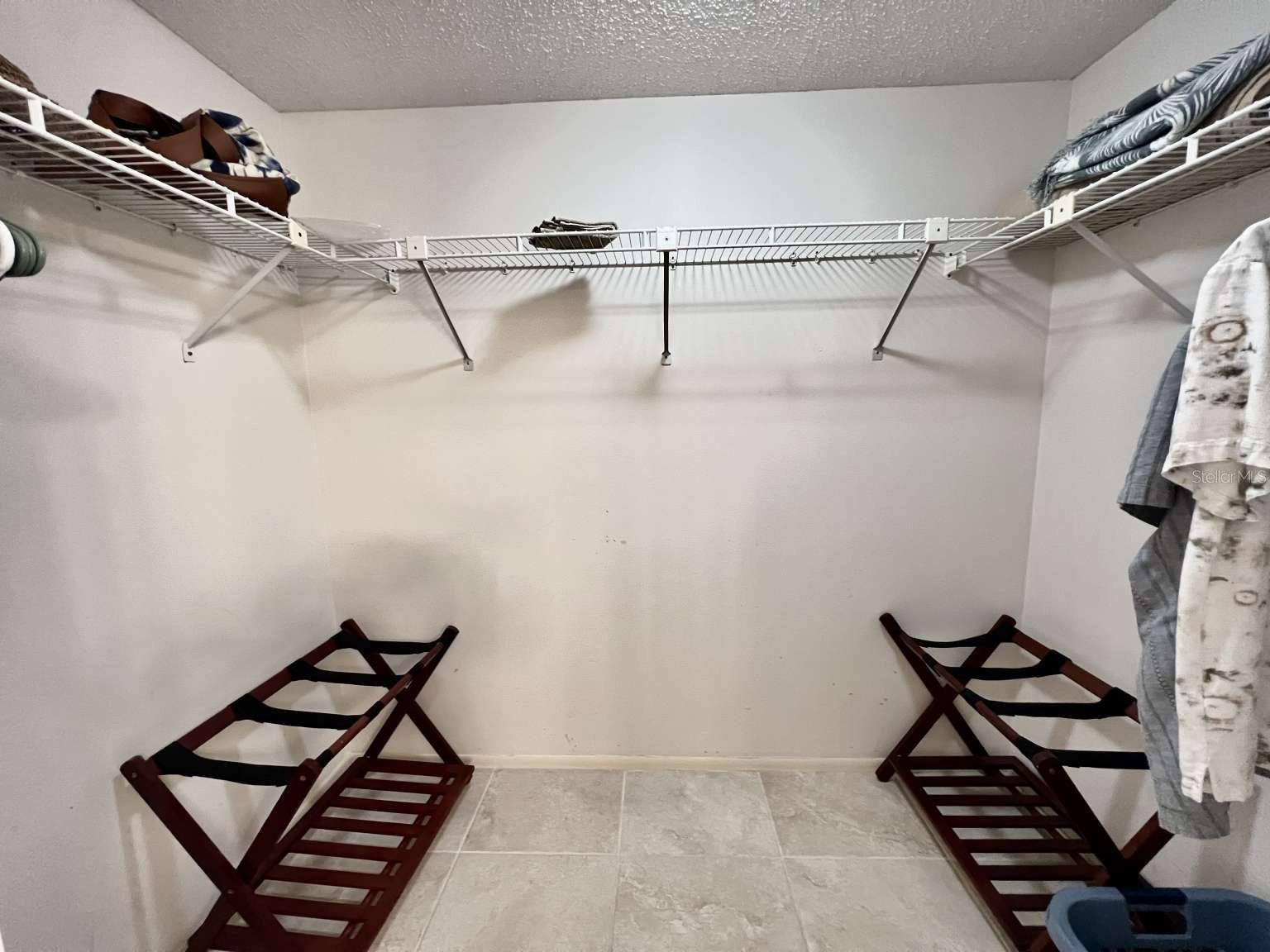 BAYPORT BCH & TEN PH F - Residential