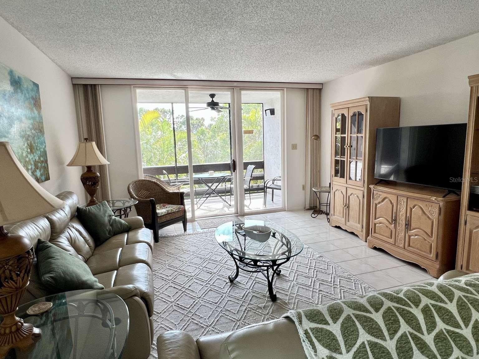 BAYPORT BCH & TEN PH F - Residential