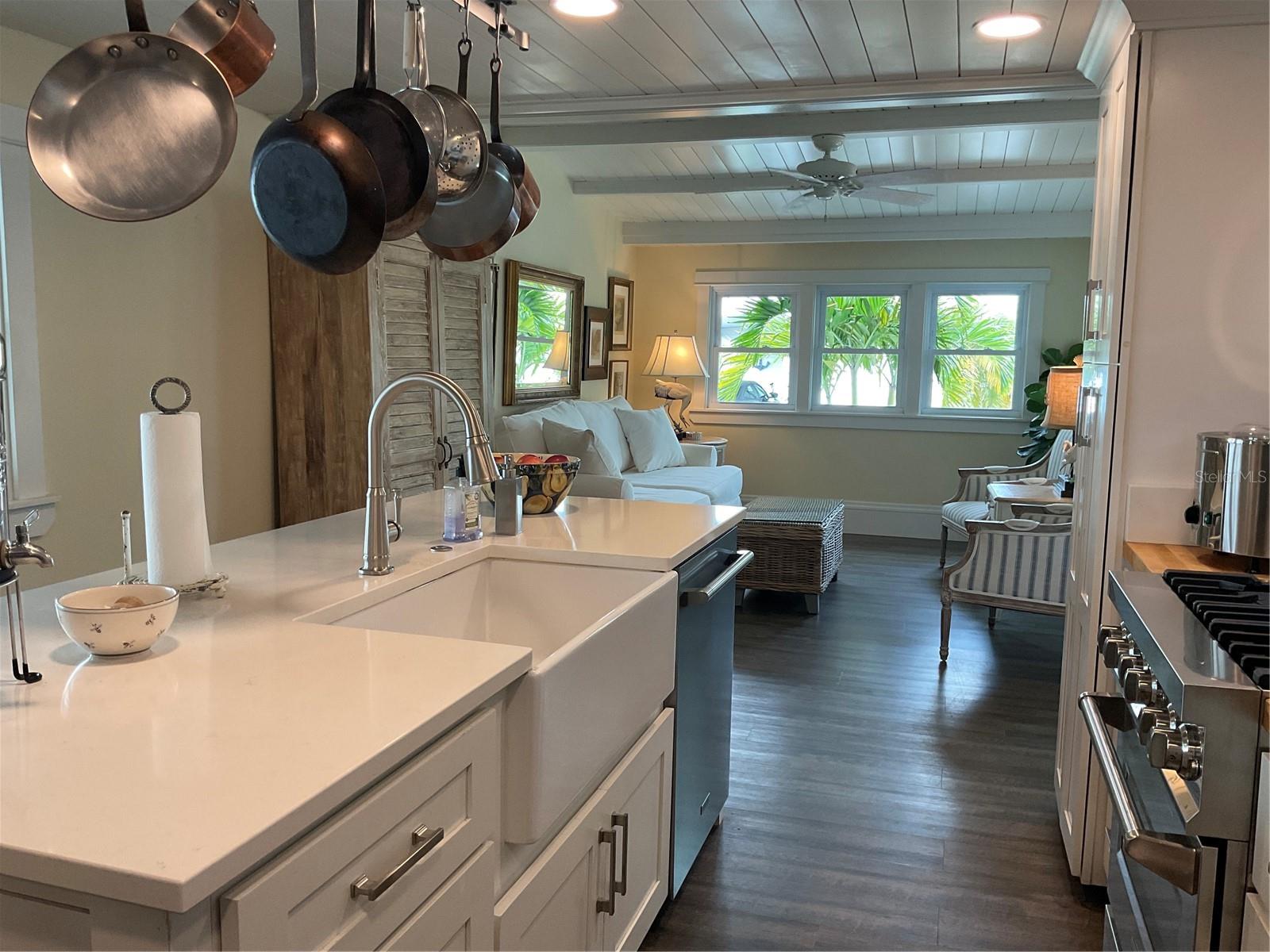 BAY ARISTOCRAT VILLAGE MOBILE HOME PARK UNREC - Residential