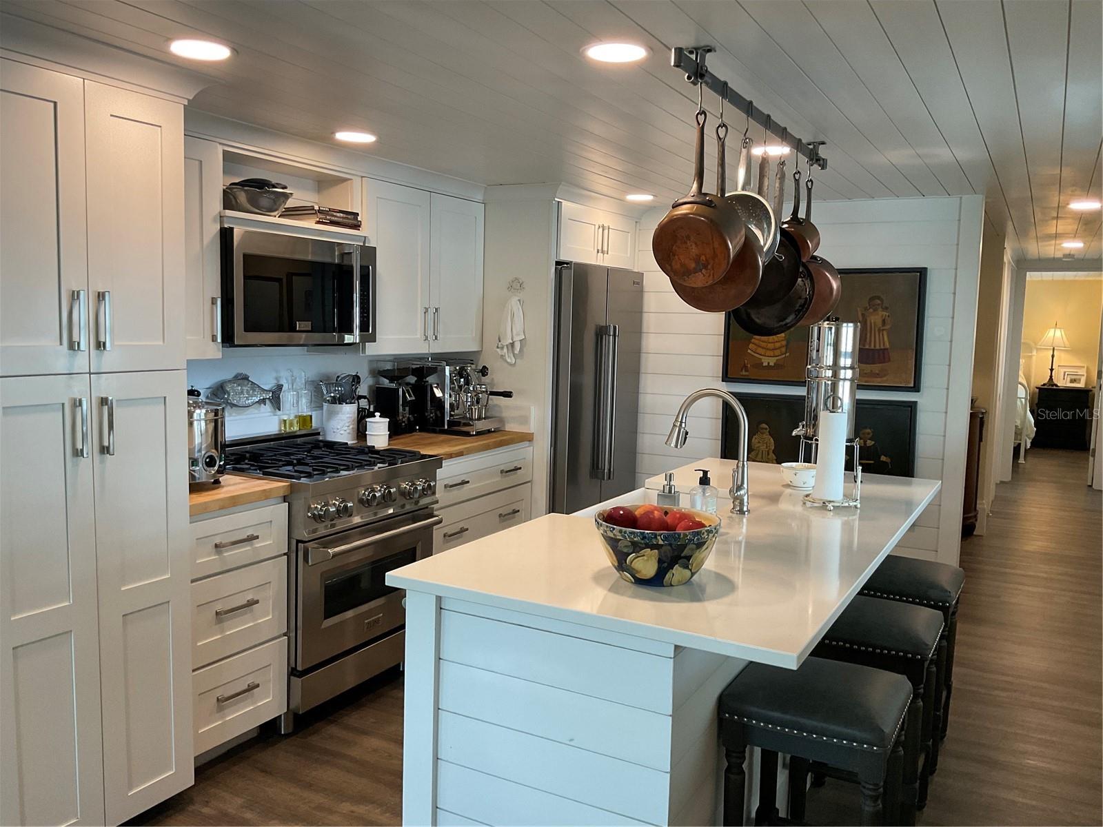 BAY ARISTOCRAT VILLAGE MOBILE HOME PARK UNREC - Residential