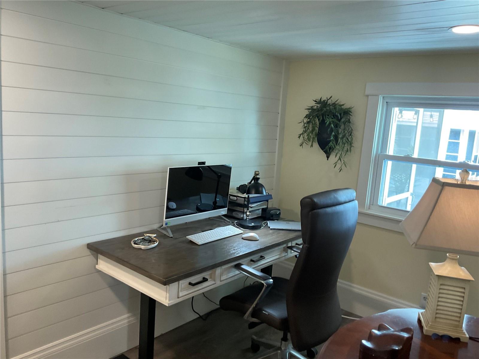 BAY ARISTOCRAT VILLAGE MOBILE HOME PARK UNREC - Residential