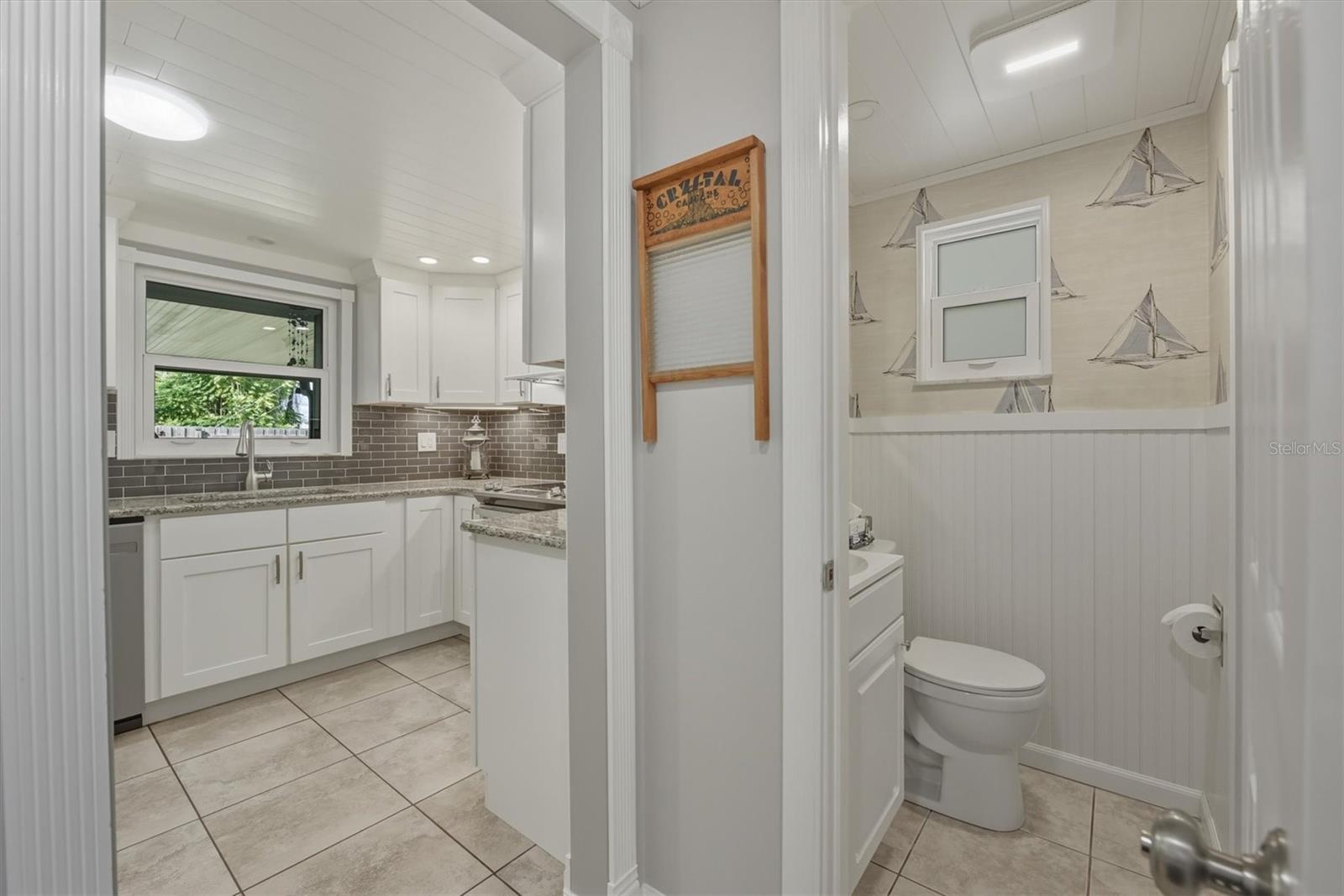 SOUTH VENICE - Residential