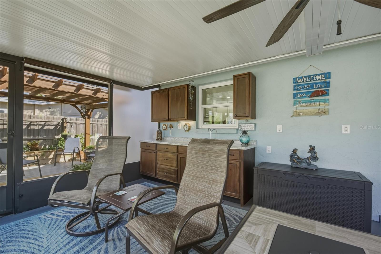 SOUTH VENICE - Residential