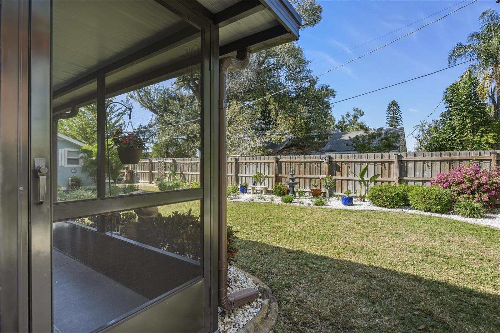 SOUTH VENICE - Residential