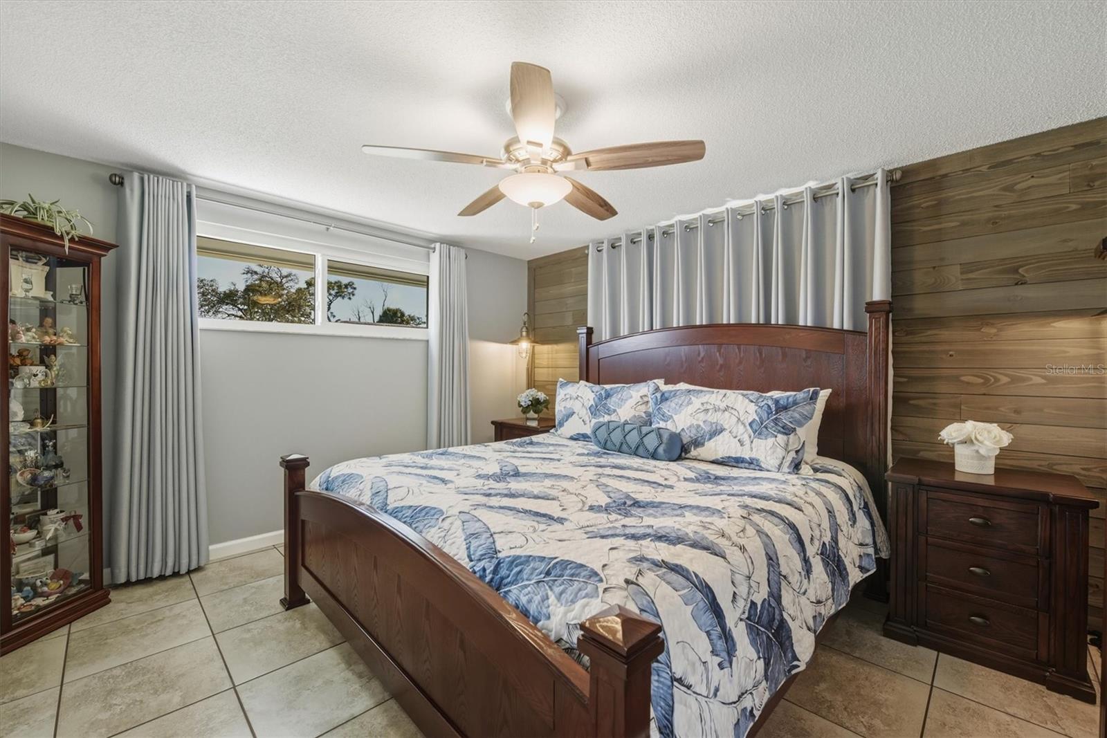 SOUTH VENICE - Residential