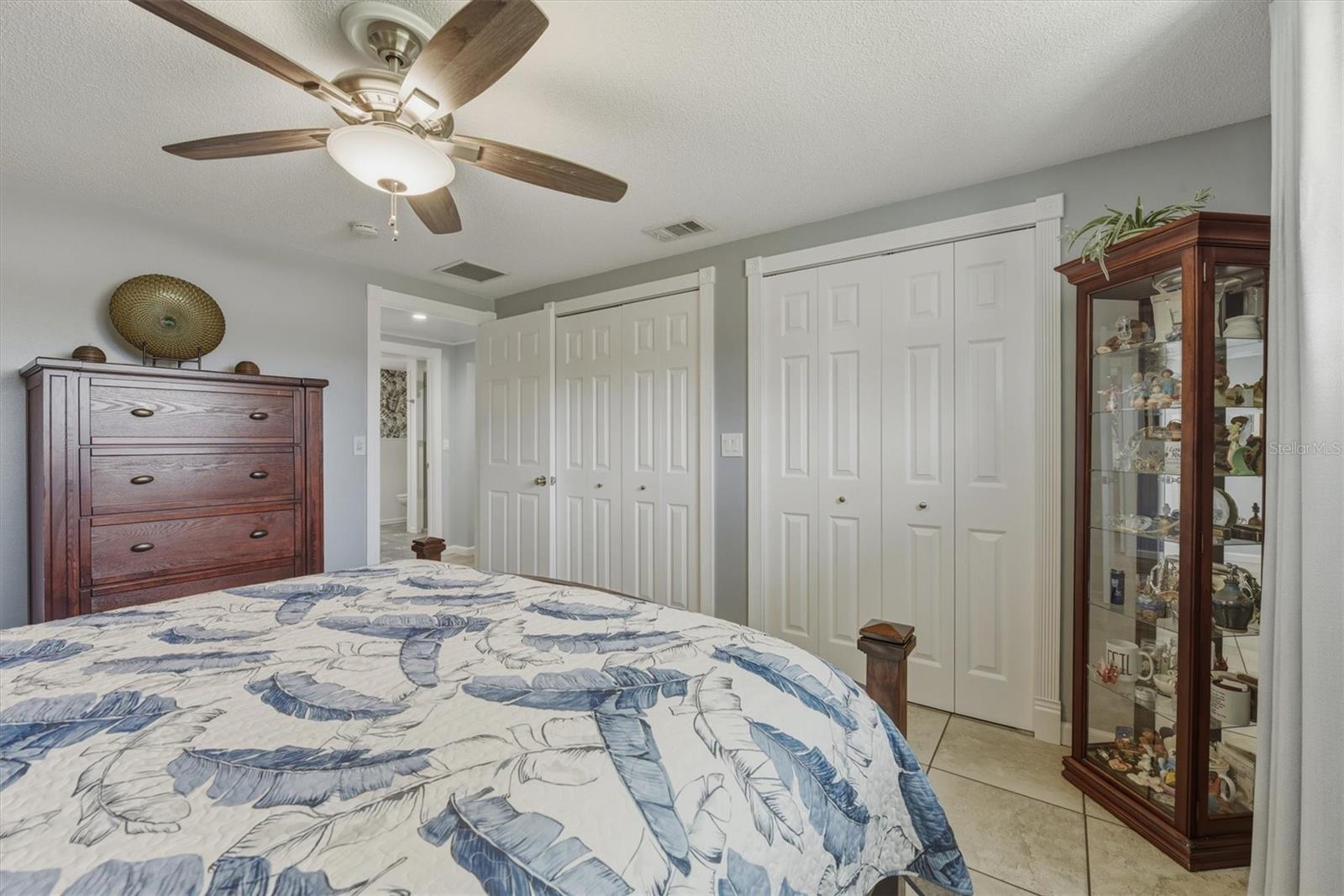 SOUTH VENICE - Residential