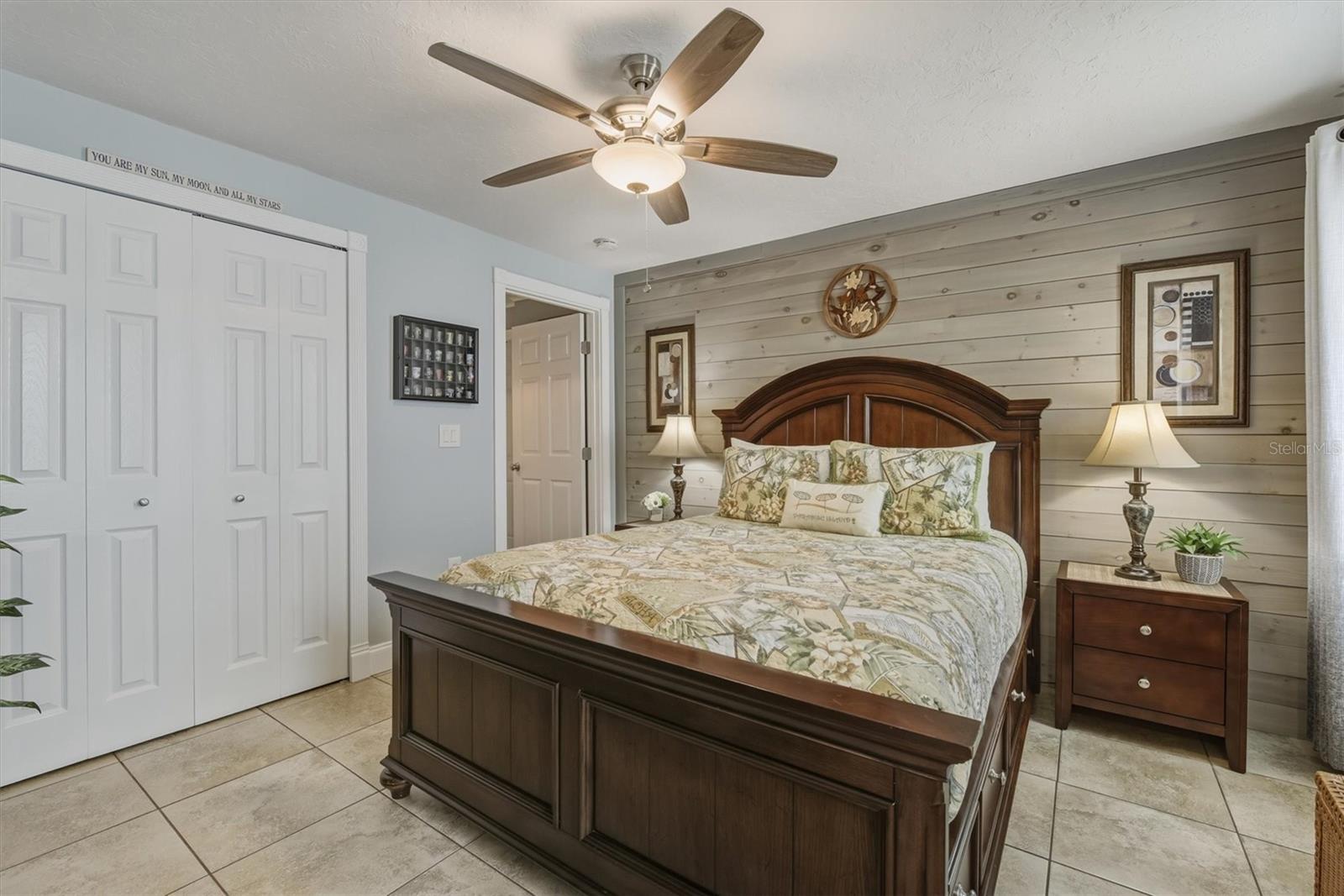 SOUTH VENICE - Residential