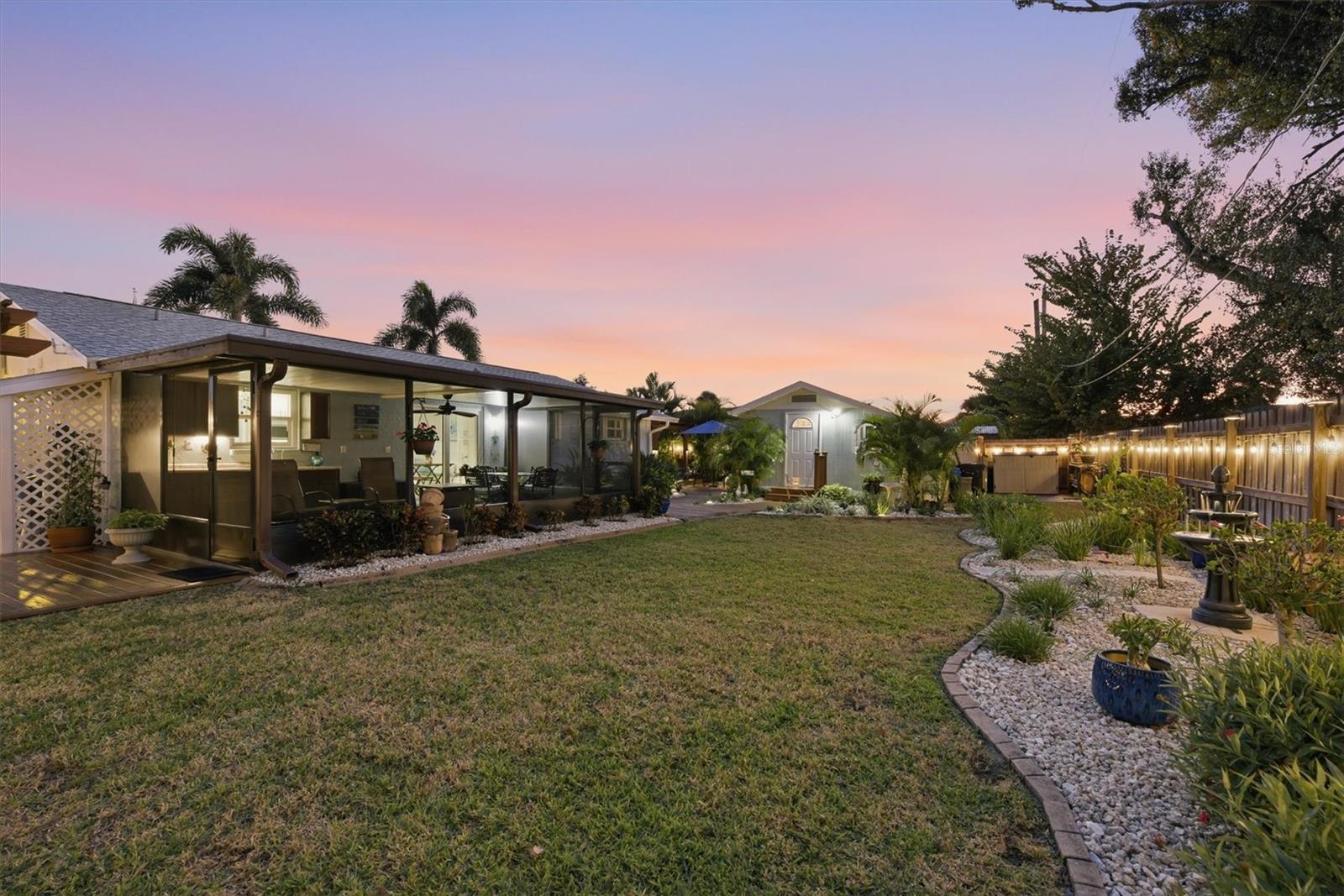 SOUTH VENICE - Residential