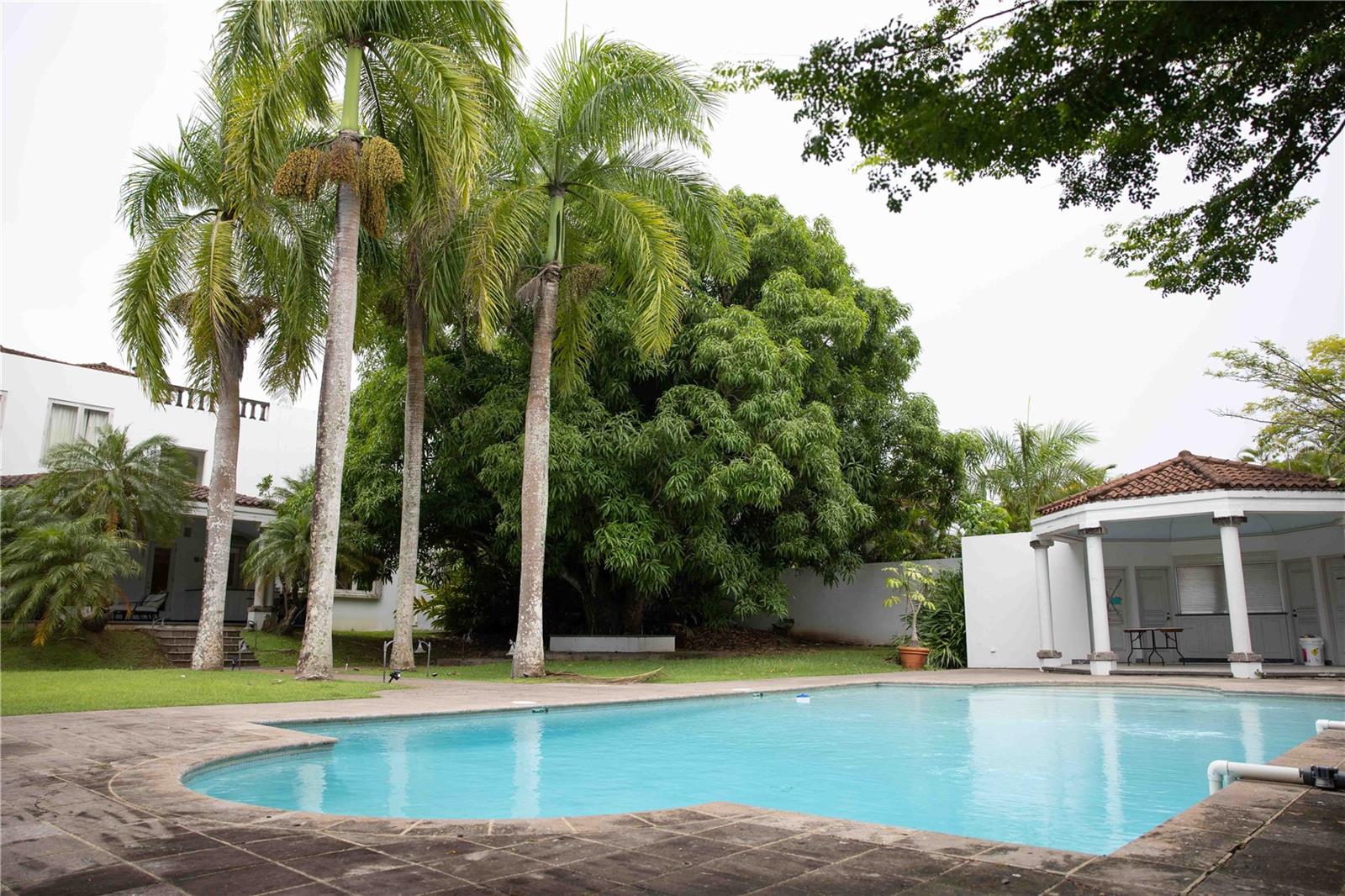 URB. SAN PATRICIO ESTATES - Residential