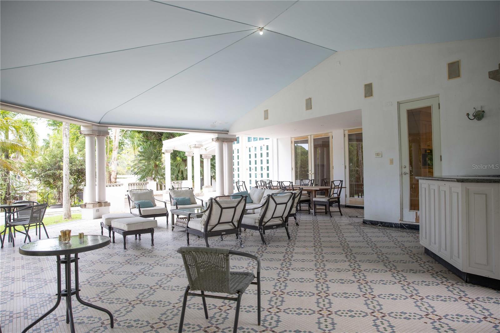 URB. SAN PATRICIO ESTATES - Residential
