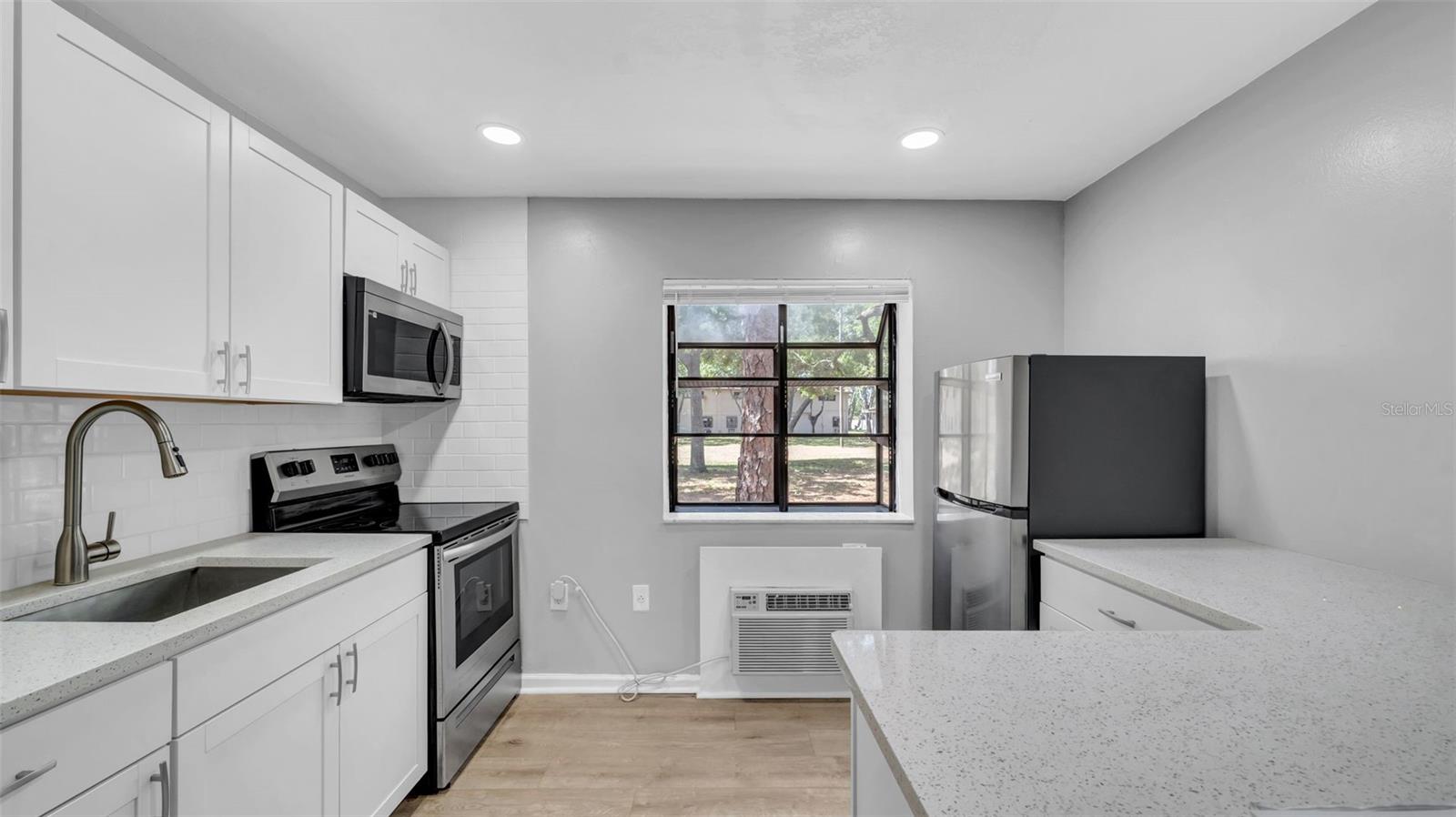 2122 BRADFORD STREET 505