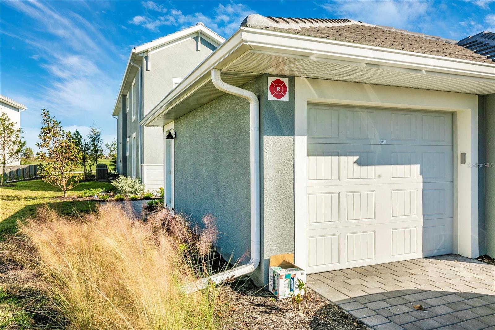 WELLEN PARK GOLF & COUNTRY CLUB - Residential Lease