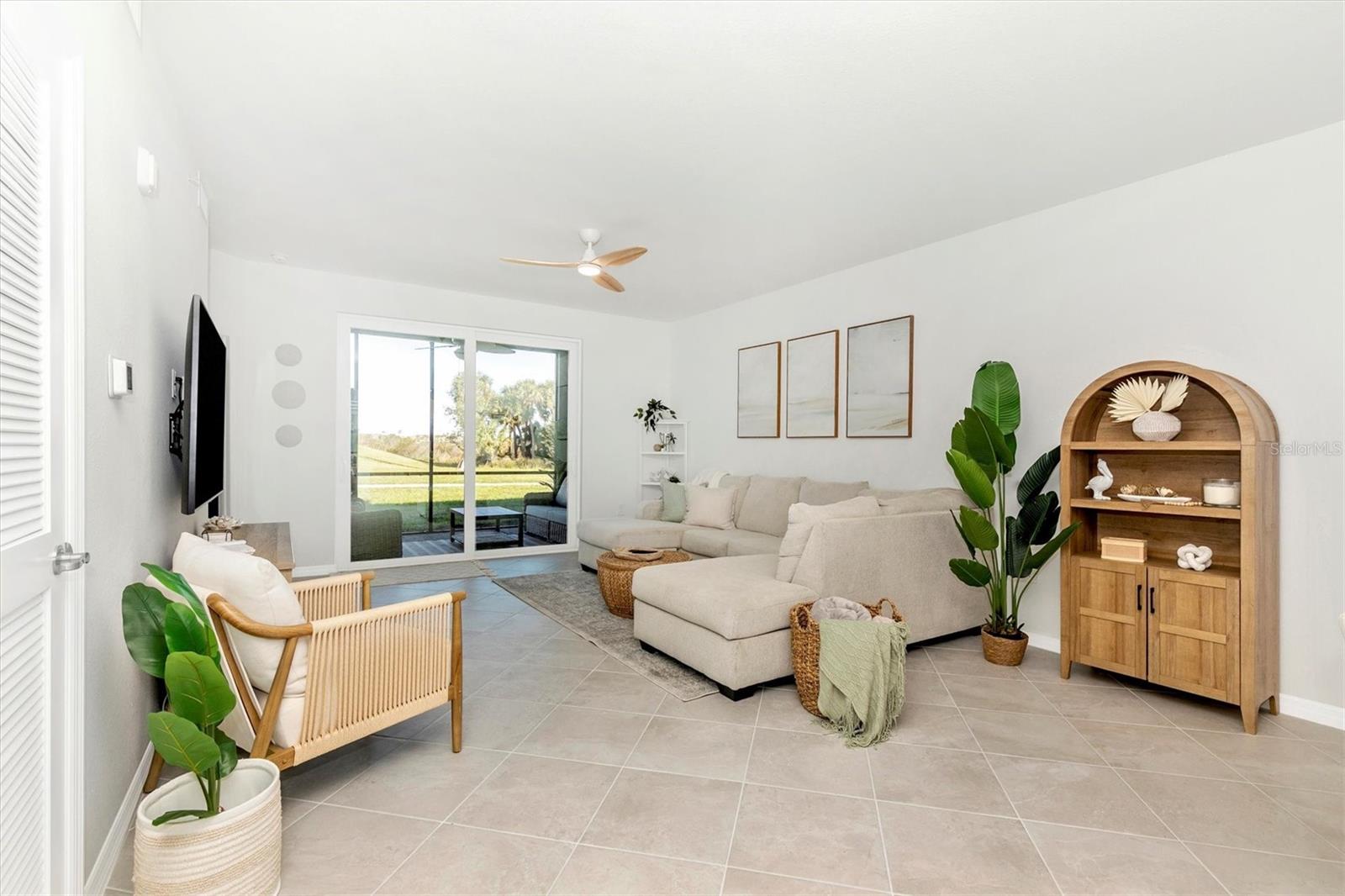 WELLEN PARK GOLF & COUNTRY CLUB - Residential Lease