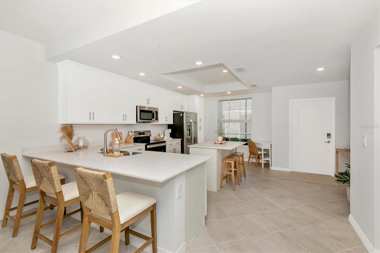 WELLEN PARK GOLF & COUNTRY CLUB - Residential Lease