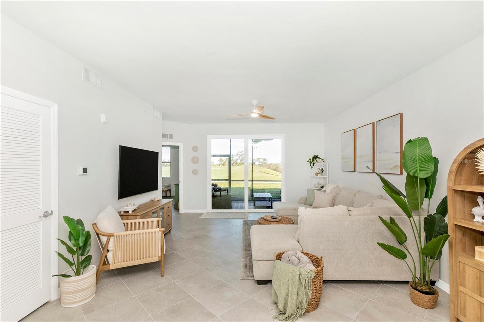 WELLEN PARK GOLF & COUNTRY CLUB - Residential Lease