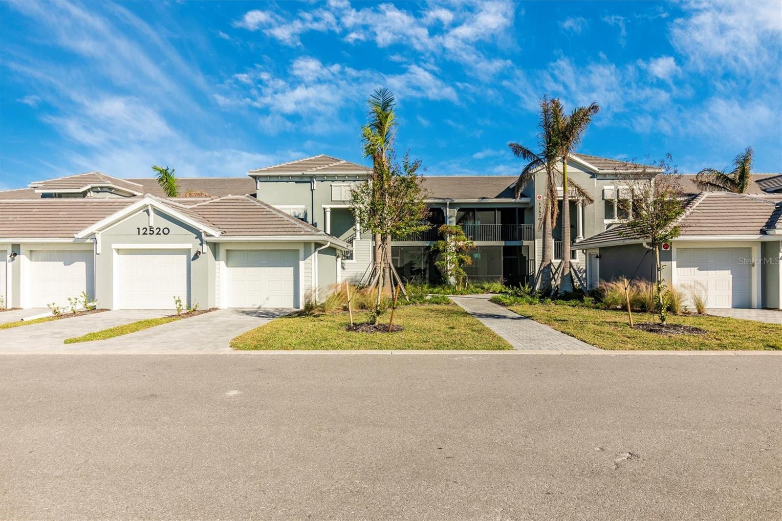 WELLEN PARK GOLF & COUNTRY CLUB - Residential Lease