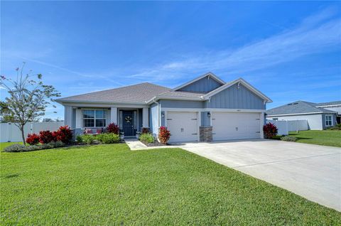 A home in PLANT CITY